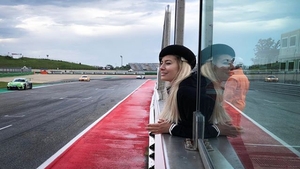Laura Cosoi, mărturisiri incredibile despre lupta cu depresia: ”Dacă nu erau ei, eu mă aruncam pe geam!”