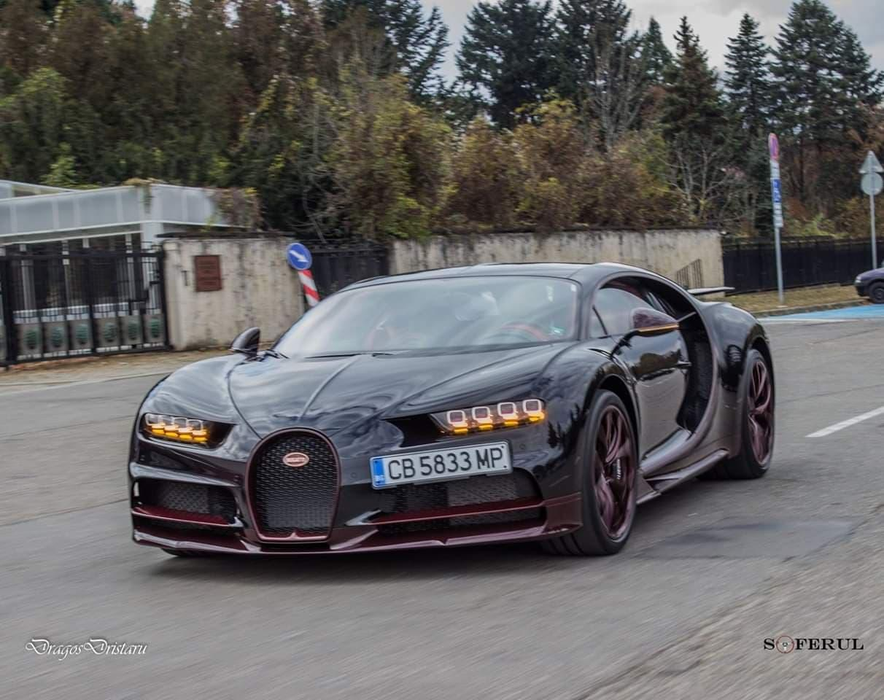 El este românul care conduce un Bugatti Chiron: primul test cu mașina de 3,5 milioane de Euro