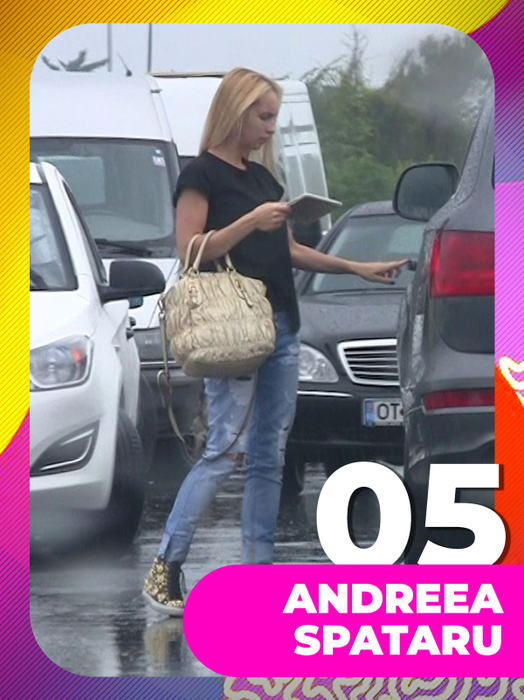 TOP 30 fete-sexy chiar şi atunci când afară plouă. Monica Gabor, Anna Lesko şi Bianca Drăguşanu s-au udat… la propriu!