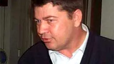 Baiatul Regelui Asfaltului, Dorinel Umbrarescu, prins de Garda de Coasta avand asupra lui calcan de contrabanda!