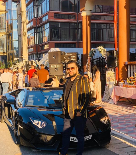 Tzancă Uraganu adoră mașinile cu mulți cai putere
