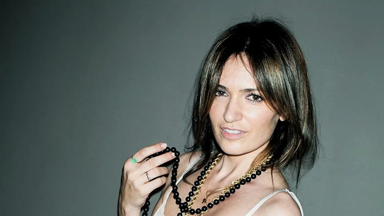 Cu cateva zile inainte sa se marite, Maria Marinescu i-a trimis fostului sot un mesaj la puscarie. JURAMANTUL facut lui Frank!