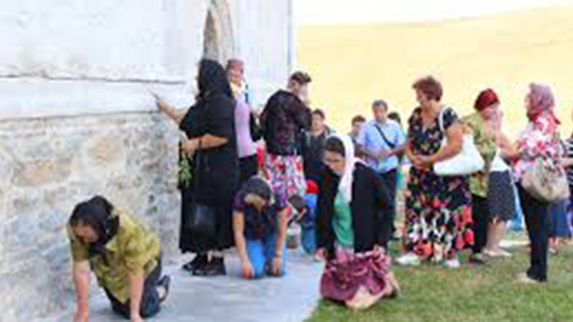 CALENDAR CRESTIN ORTODOX 15 IANUARIE: Afla ce sarbatoare este vineri