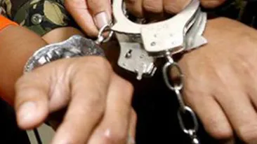 Cinci proxeneti romani au fost retinuti in Alba Iulia!