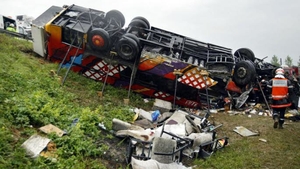Incă un accident de autocar a indoliat o tara intreaga: peste 35 de oameni au murit si 40 sunt grav răniti
