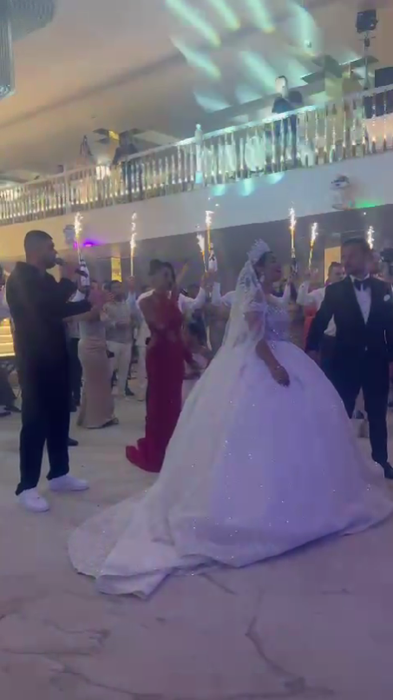 Karmen, surpriză de suflet pentru sora sa!