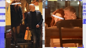 Omul care a gestionat 8 miliarde de euro, atac erotic la ”operata cu ciocate”! El a încercat, dar ”operata” nu s-a lăsat și mai mult l-a agitat!