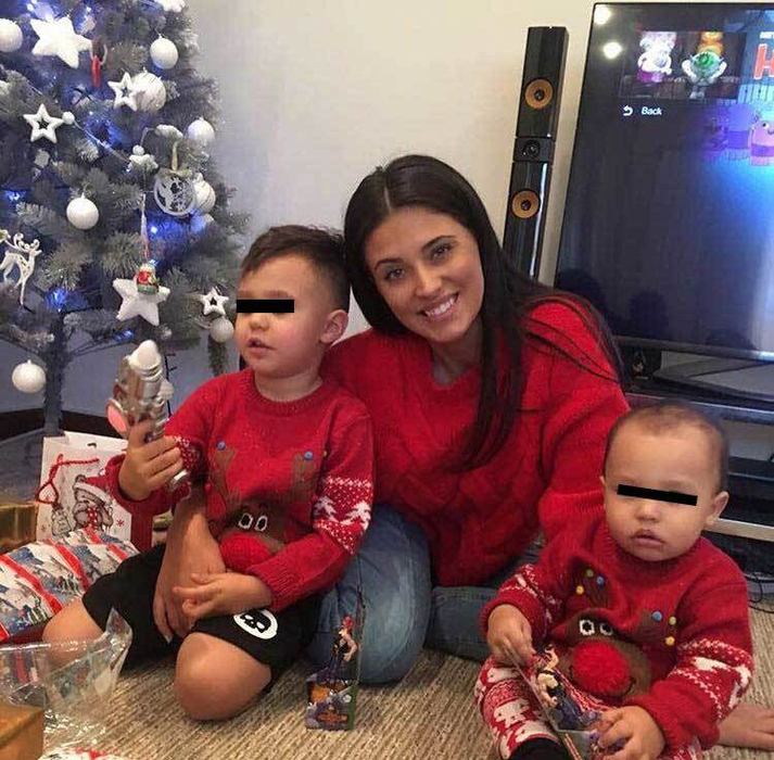 Cum au sfidat Antonia şi Dominic gerul de afară. Imaginea a strâns, într-un timp record, mii de aprecieri