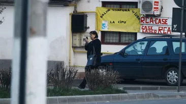 Imagini in premiera! Fuego impodobeste bradul cu Irina Loghin, dar cu mama lui are o altfel de relatie! Imagini in premiera!