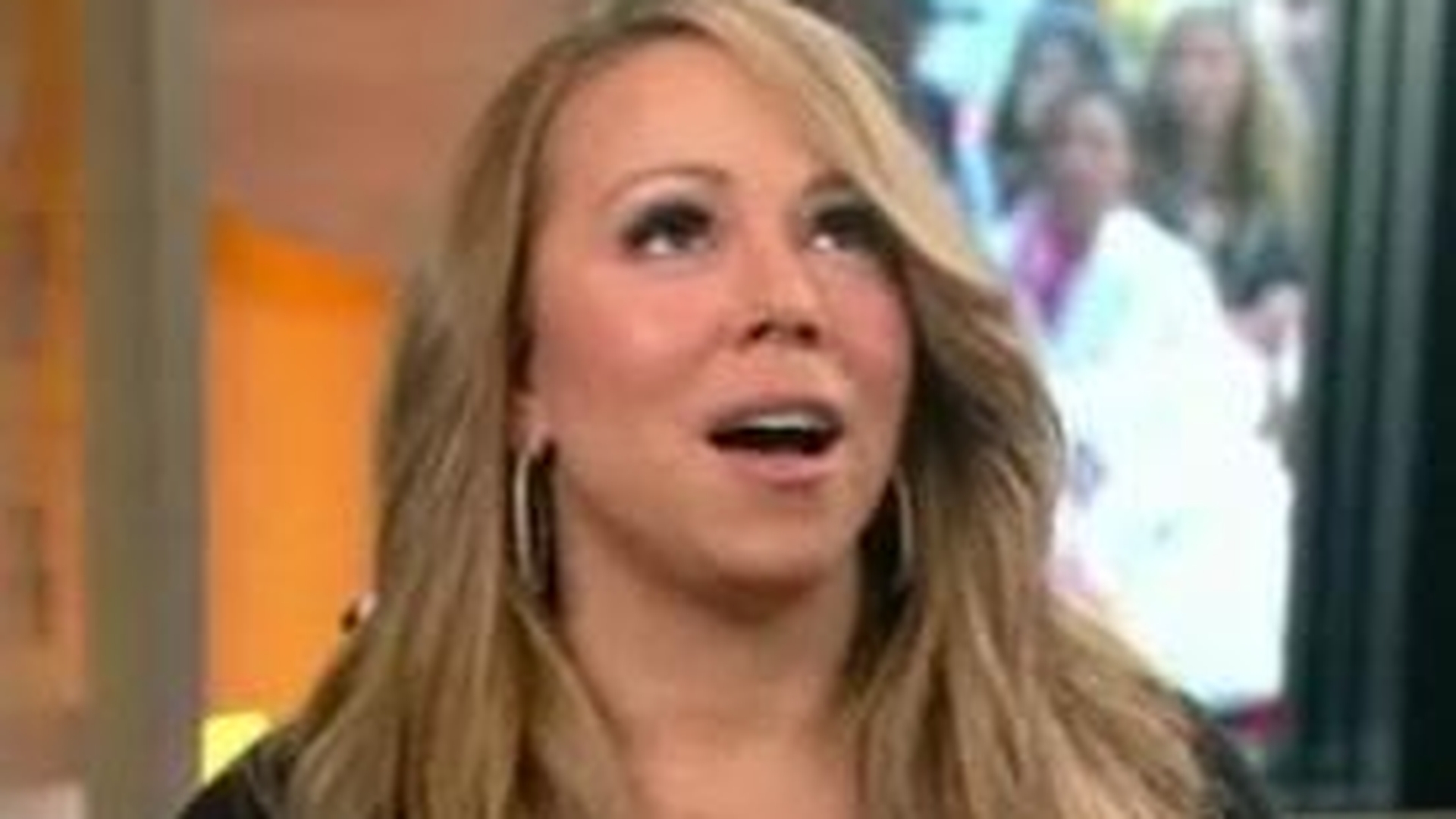 VIDEO Inca nu si-a revenit! Mariah Carey, devastata de moartea lui Whitney Houston: "Sunt aproape incapabila sa vorbesc despre ea"