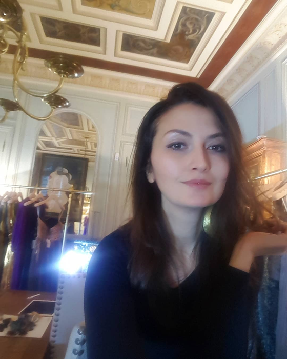 Maria Lucia Hohan, criticată dur! Designerul vinde rochii și bijuterii la Moscova