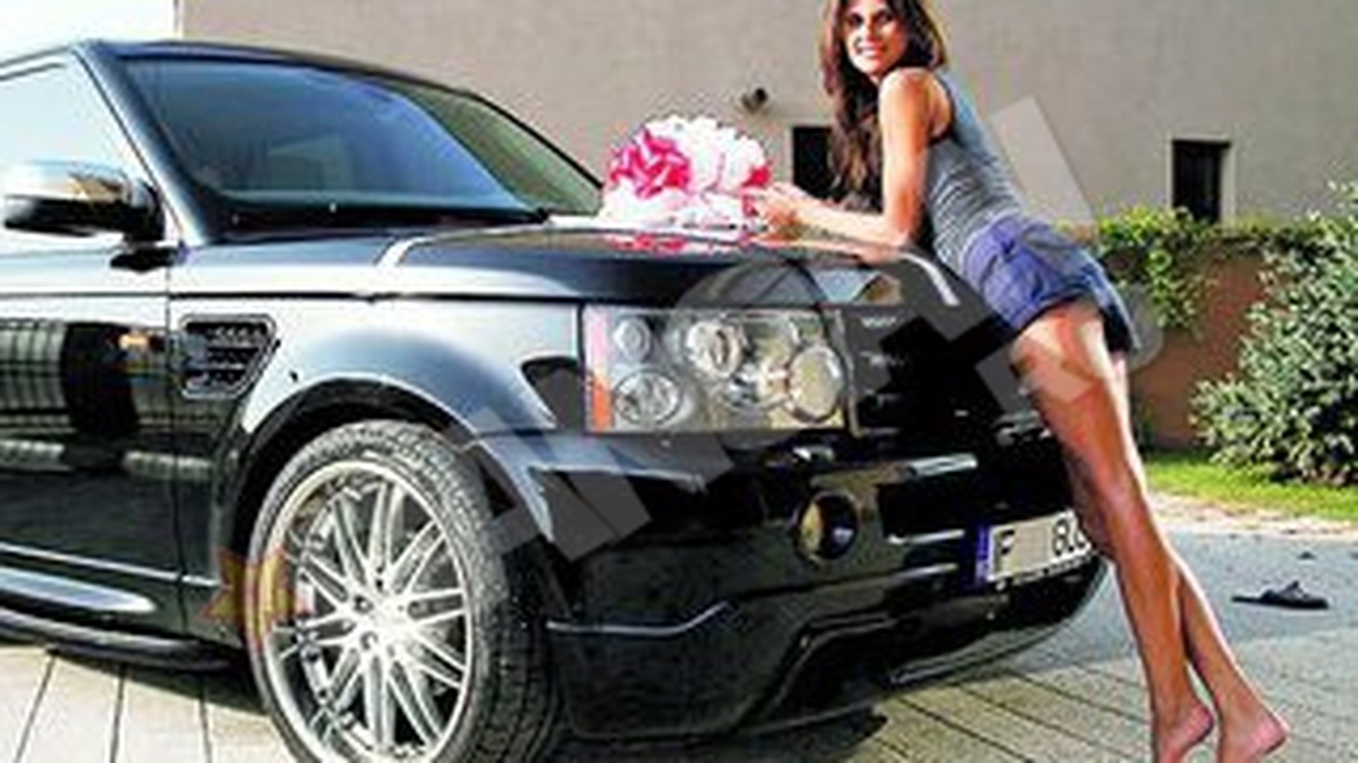 Roxana Ilie a trecut prin momente de groaza in trafic! Scandal-monstru, cu un sofer furios