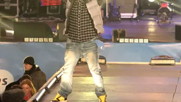 Peste 30.000 de oameni au petrecut Revelionul cu ProFM, in Piata Revolutiei