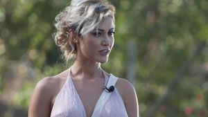 Ispita Nicoleta s-a fotografiat goală în pat! Imagine incendiară