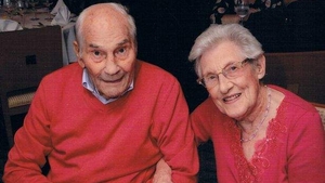 El, 103 ani. Ea, 91. Cel mai bătrân cuplu din lume, poveste de dragoste ca-n filme