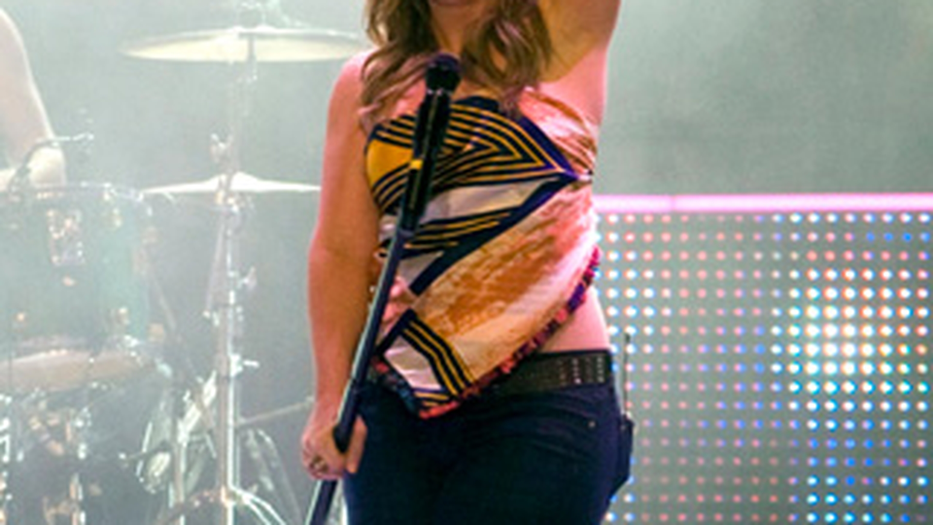 Kelly Clarkson face sacrificii din dragoste! "Vreau sa slabesc pentru iubitul meu"