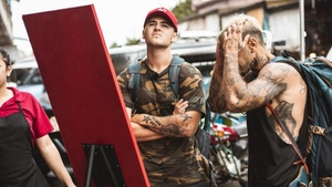 Ăsta da curaj! Alex Velea și Mario Fresh s-au dus singuri la zdup! Ce s-a întâmplat acolo e uluitor: ”Niște femei de după gratii au…”