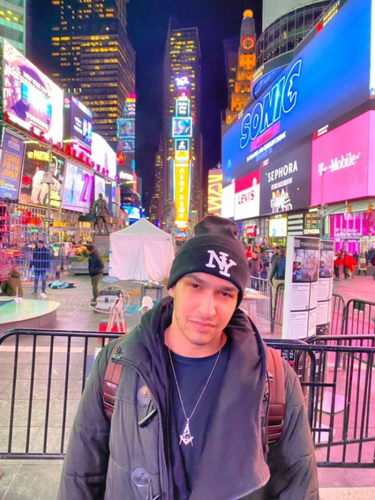 Claudiu Dumitrache, momente de groază în SUA. “Te omorâm, dă-ne toți banii!” Atacatorii au scos bricegele și… Cum a scăpat tânărul cântăreț de infractori