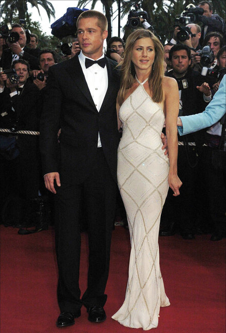 Brad Pitt și Jennifer Aniston s-ar fi căsătorit în secret! „Au avut parte de cele mai frumoase zile din viața lor”