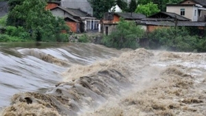 Ploile fac ravagii! Cod portocaliu de inundaţii în România