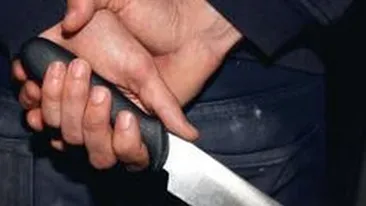 Un fost politist din Constanta si-a ucis mama, apoi a incercat sa se sinucida