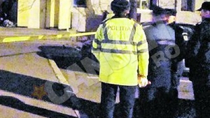 Agentul Bogdan Stefanica a fost gasit fara viata de un locatar din blocul din Botosani! Politist inarmat, ucis de bautura