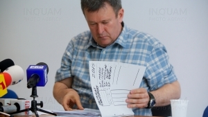 Dănuț Ioan Fleacă - șef al DGASPC Sector 1 - s-ar fi încurcat în... blănuri pentru dame