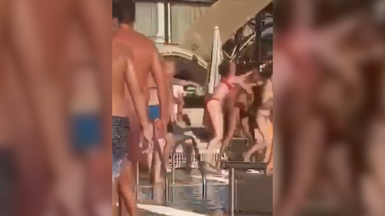 Scene de groază la o piscină din Capitală