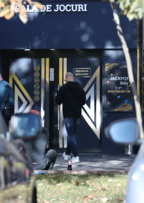 Giani Kiriță ajunge la sala de jocuri (SURSA FOTO: CANCAN.RO)