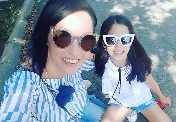 Cu cine seamănă mai mult fiica Andreei Marin și a lui Ștefan Bănică! Violeta are 12 ani și ochii ei sunt albaștri