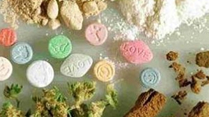 "Cocaina" legala costa 50 lei si duce la moarte