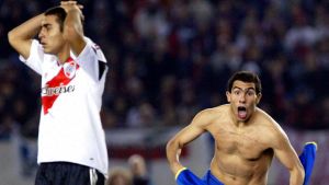 De ce jucătorii lui River Plate sunt porecliți "găinile"?