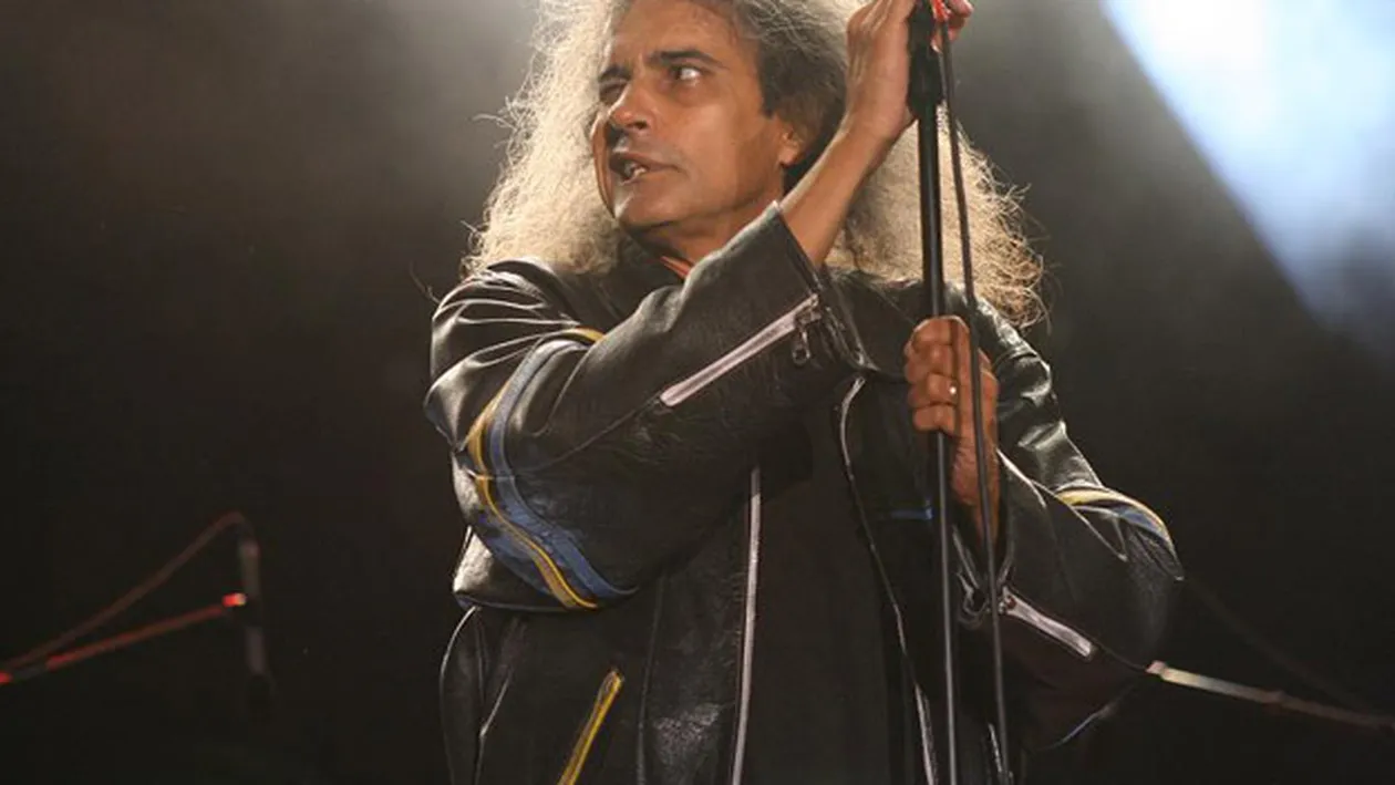 Cristi Minculescu, prima aniversare fara Iris! Isi serbeaza ziua in Germania, cu noua lui trupa si cu medicii care l-au operat