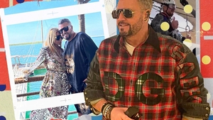 Filmări fabuloase cu designerii în Dubai. Clara Rotescu și Cătălin Botezatu s-au aruncat pe aripile vântului