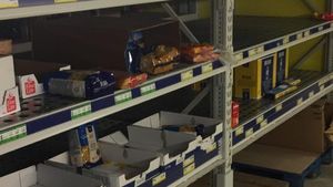 Românii au golit supermarketurile de frica coronavirusului! Imagini apocaliptice