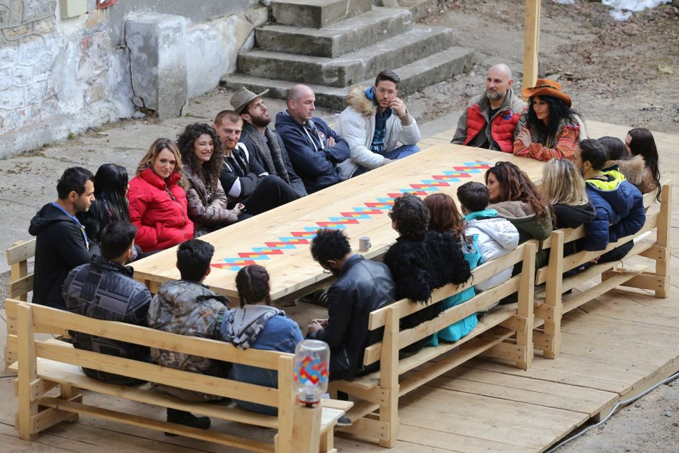 Vila unde s-a filmat emisiunea Ferma, de la ProTV, rămâne închisă! Care este motivul, deși vedetele au muncit s-o refacă