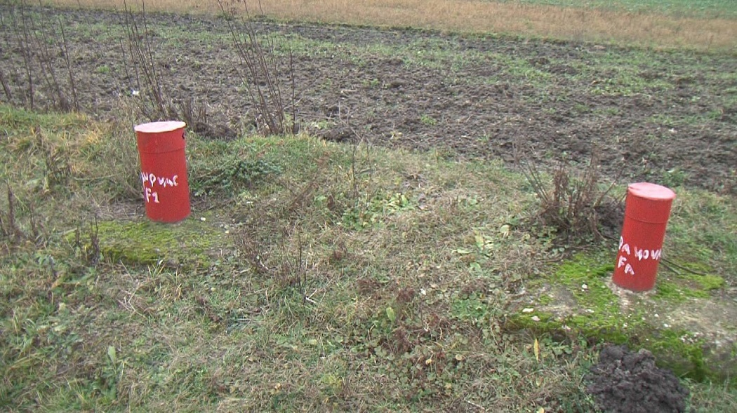 Puţurile forate acum zeci de ani au fost abandonate