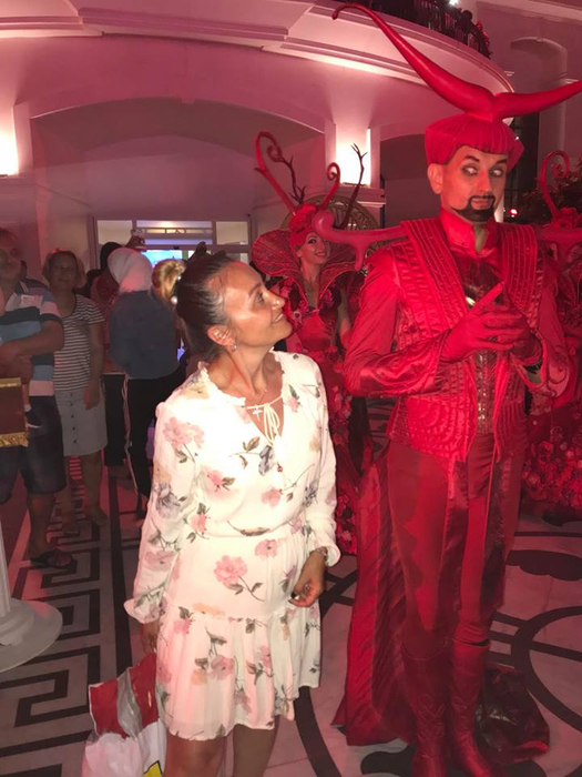 N-o mai recunoști! Cum arată acum Nuți, menajera Anamariei Prodan și a lui Laurențiu Reghecampf, la 6 ani de la terminarea filmărilor reality show-ului de la Antena 1