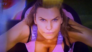 Imagini scandaloase cu Anna Lesko fără haine, făcute publice