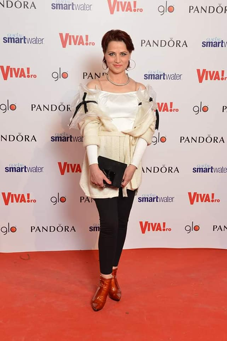 Decizia luată de Nicoleta Voicu! Are legătura cu despărțirea de Gheorghe Turda! Cine va fi noul bărbat din viața artistei? ”Sunt la faza în care…”