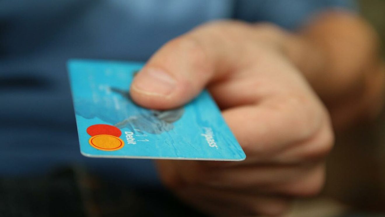 Pensionarii rămân fără tichete sociale! Iată în ce circumstanțe pierzi dreptul de a primi cei 250 de lei