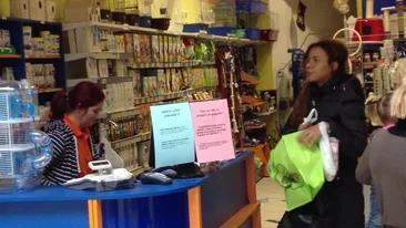 Nadine, sub acoperire intr-un magazin pentru animale! Imagini inedite cu artista de culoare!