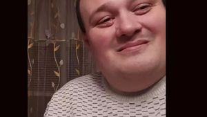 Mihai a plecat de acasă și nu s-a mai întors. Sunați de urgență la 112 dacă vă întâlniți cu el
