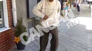 Uite cat de tare e boschetarul asta! Danseaza breakdance ca un profesionist, dar traieste pe strada, din ce ii dau altii pomana!