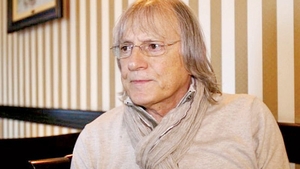 Mihai Constantinescu, în stare din ce în ce mai gravă! Medicii i-au secționat traheea