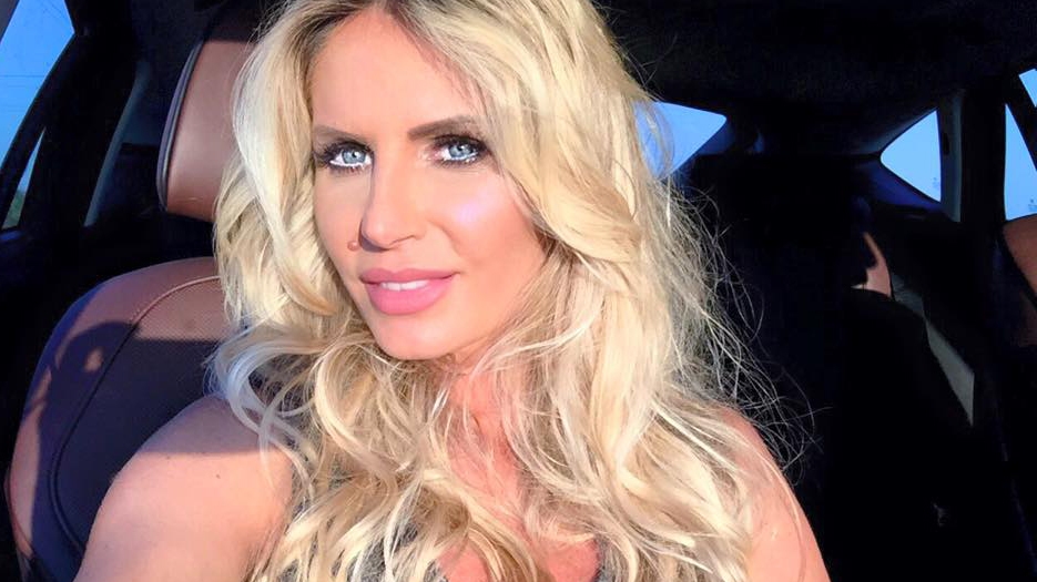 Cum arată ANDREEA BĂNICĂ şi ADDA, cu puţin timp înainte de naştere! Cine are burtica mai mare