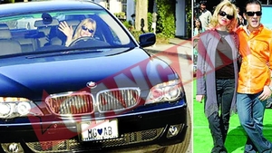 Melanie Griffith si-a "inmatriculat" sotul