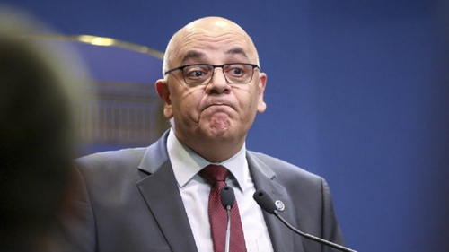 Se schimbă tot ce ştiam despre coronavirus, la vară! Raed Arafat a anunţat cum se va răspândi, de fapt, COVID-19