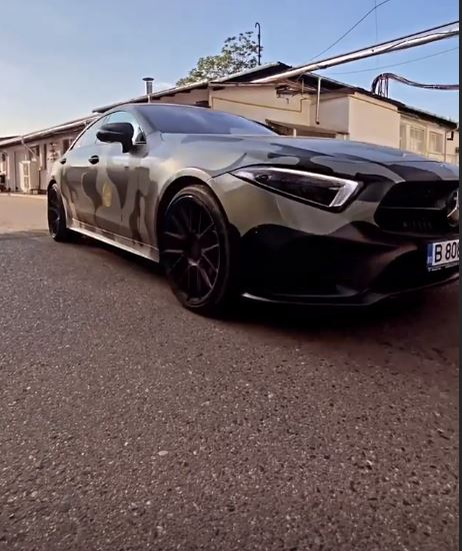 Lino Golden, fericit după ce și-a tunat bolidul de 80.000 €! “Invidioșii ar spune: «Ce este cu panarama asta?»” | FOTO