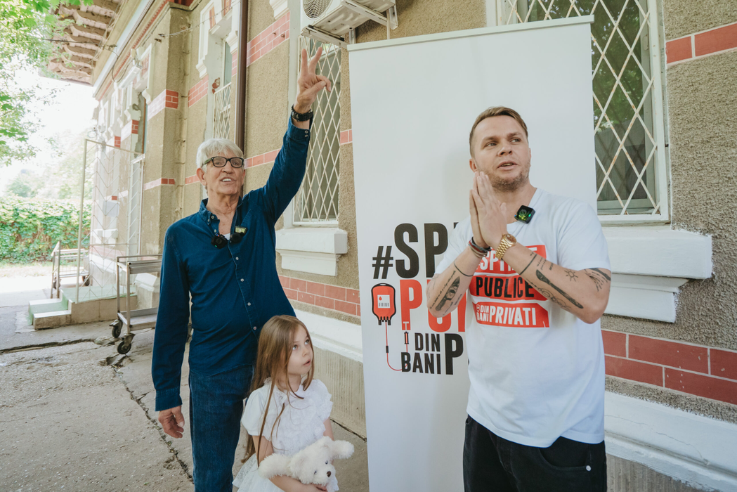 Fratele Juliei Roberts a ajuns pe șantierul viitoarei clinici de psihiatrie pediatrică de la Obregia. Eric Roberts și Codin Maticiuc, mesaj emoționant: „Trebuie să salvăm copiii”